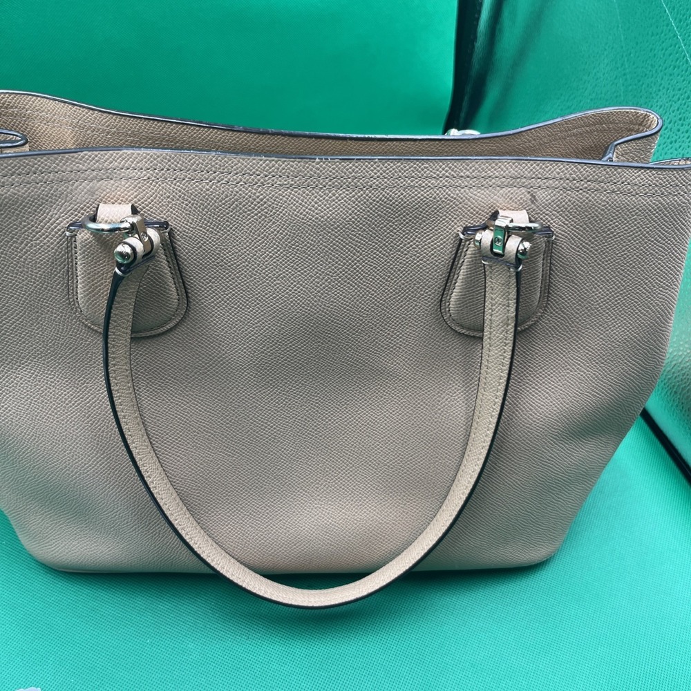 COACH Crossgrain Leather "KITT" Carryall Designer Shoulder Bag in Nude Beige Tan - Picture 10 of 11